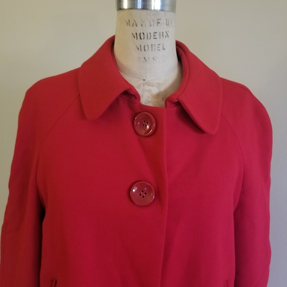 🎉☄💖Host pick💖☄🎉NWT NEW ZARA Red jacket with statement 2 Big buttons - Picture 4 of 13